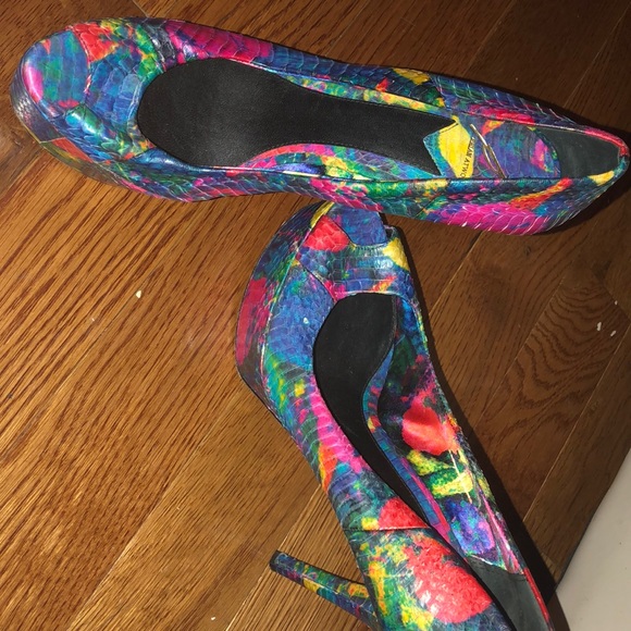 Colorful - Picture 2 of 2